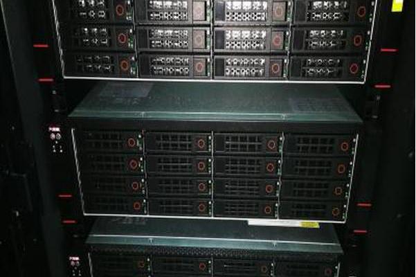 p>数据存储备份系统是一种用于计算机科学技术领域的计算机及其配套